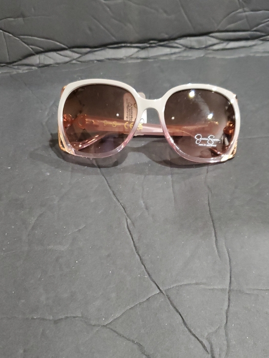 Jessica Simpson j5686 gray and clear pink fade effect glamorous sunglasses new